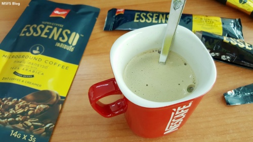 กาแฟ Super Coffee Essenso สีแดง และเหลือง
